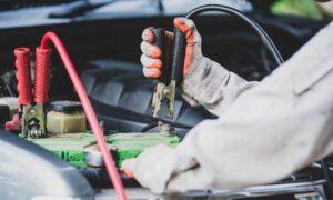 Experto en electricidad automotriz